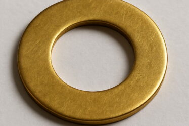 Arruela de latão em instalações elétricas: quando é a melhor escolha?